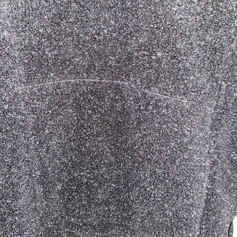 Heavyweight hooded pullover - Picture 2 of 4